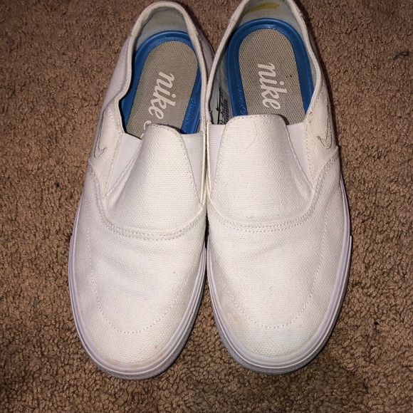 slide on sneakers nike